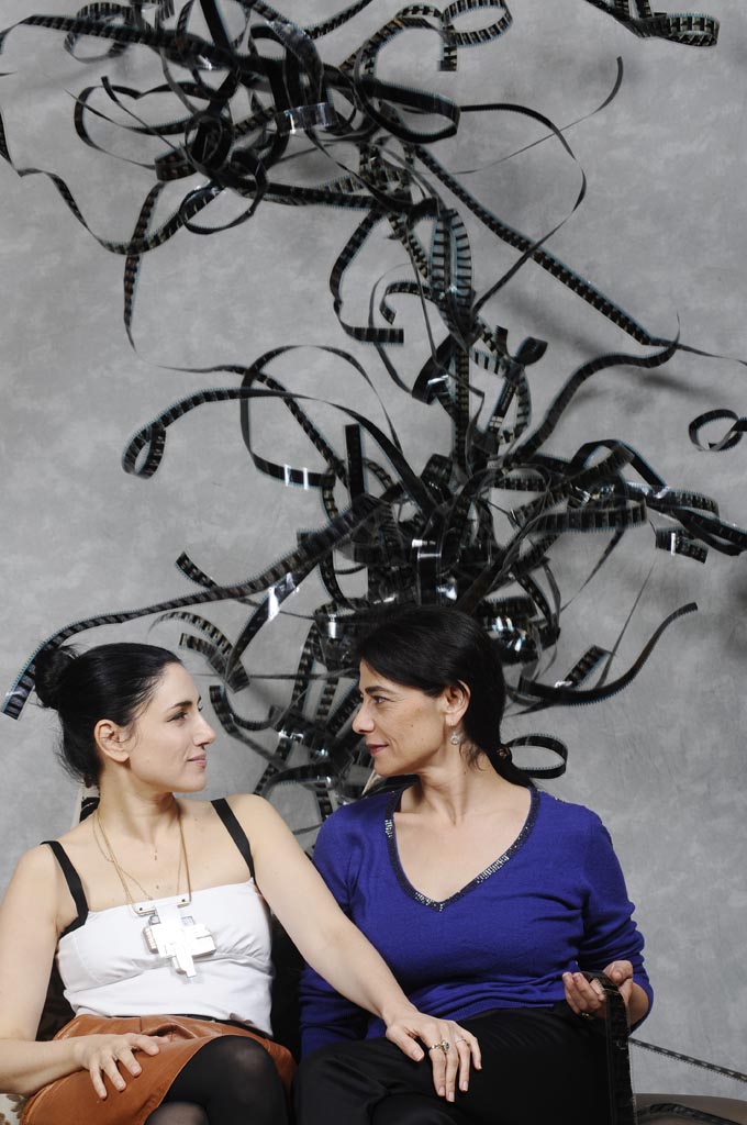 RonitHiam2 04 12 08 26 251